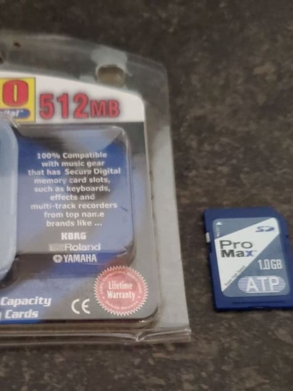 1.0 Gb Promax SD card, 512 Mb JAMedia SD